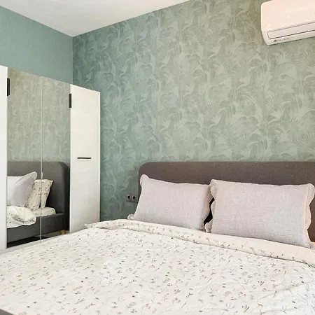 Stylish & Cozy 1br In The Center 아파트