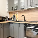 Lejlighed Stylish & Cozy 1br In The Center *