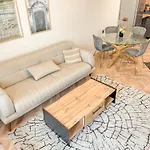 Stylish & Cozy 1br In The Center Plovdiv