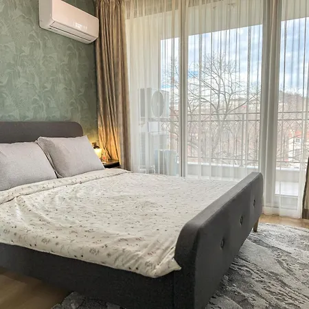 Elegant 1br With Balcony In By Flat Manаger Płowdiw
